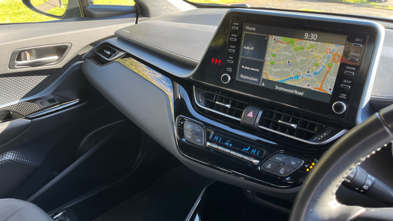 Toyota C-HR 1.8 Hybrid Design 5dr CVT Hybrid Hatchback